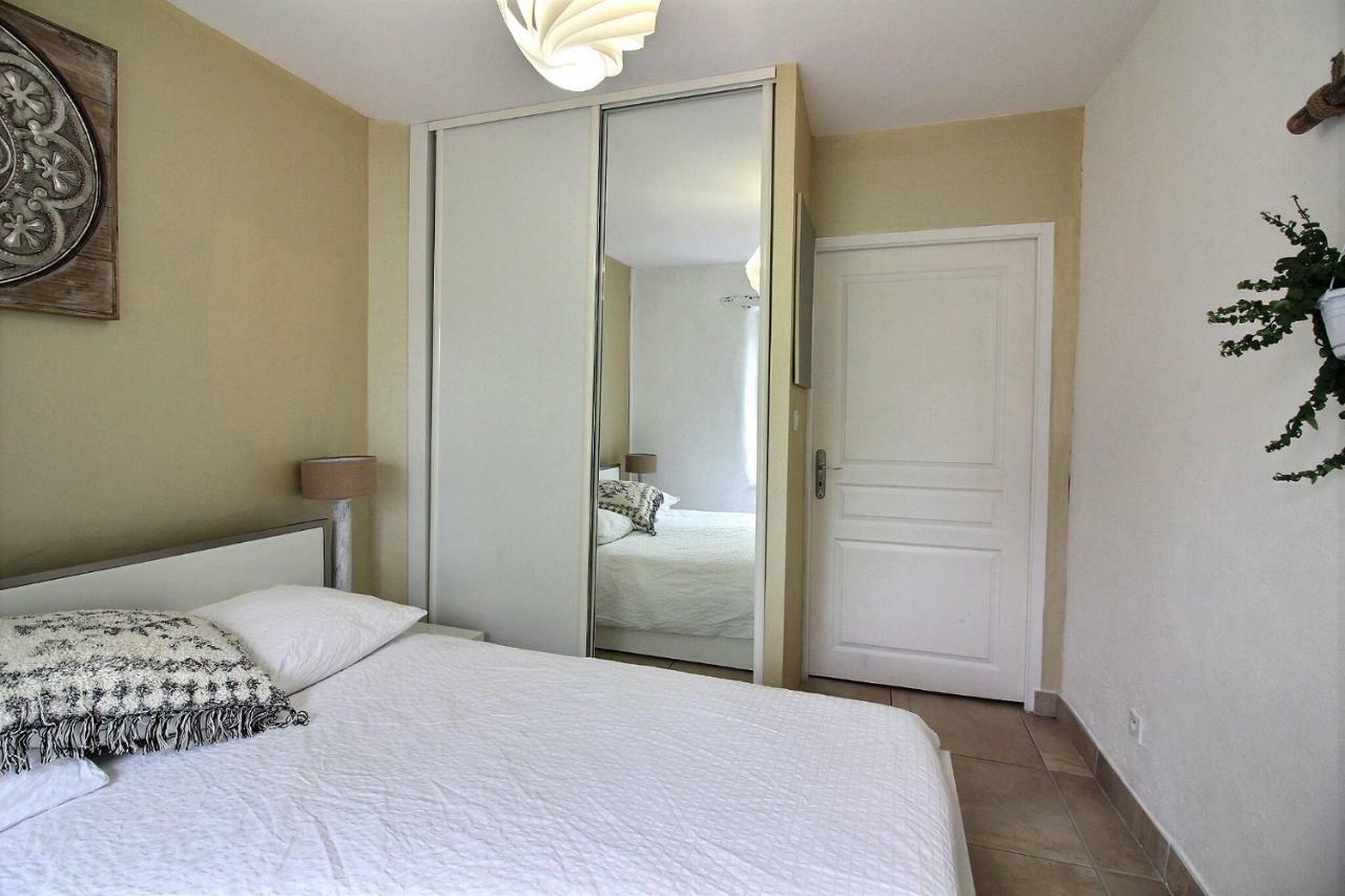 Maison A La Campagne Louargat ภายนอก รูปภาพ